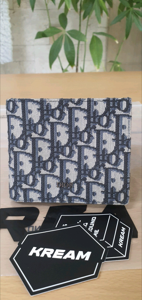 디올 오블리크 반지갑/지갑 정품S급(구매내역O)구찌프라다루이비통디올고야드샤넬셀린느보테가생로랑발렌시아가버버리가방 이미지