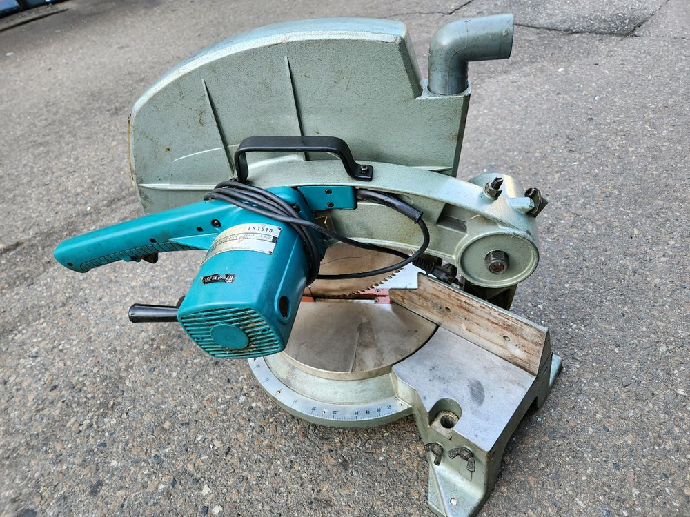 일제 마끼다 45도 14인치 알미늄 목재 각도절단기 이미지