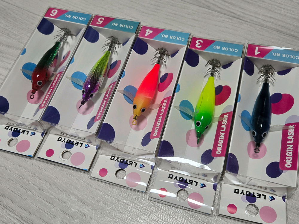 쭈꾸미/갑오징어 낚시 필수템! 수평 에기 5종 세트 (야광/73mm) 이미지