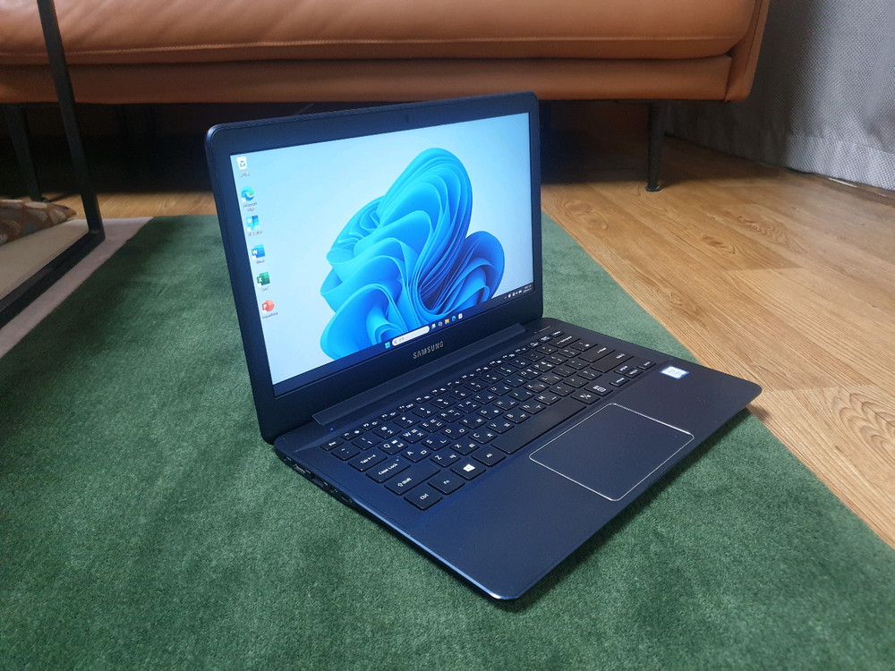 삼성 노트북 (슬림형) 18만원 이미지