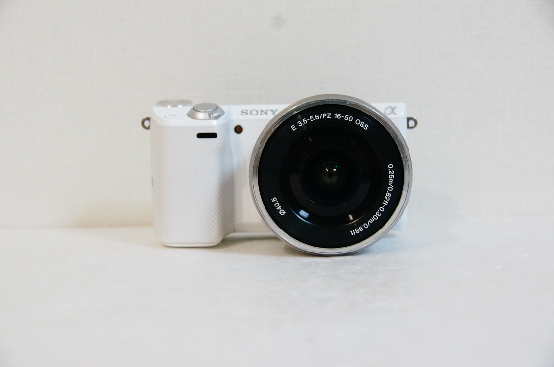 [소니] NEX-5T 화이트 미러리스카메라팝니다.(4,043컷) 이미지