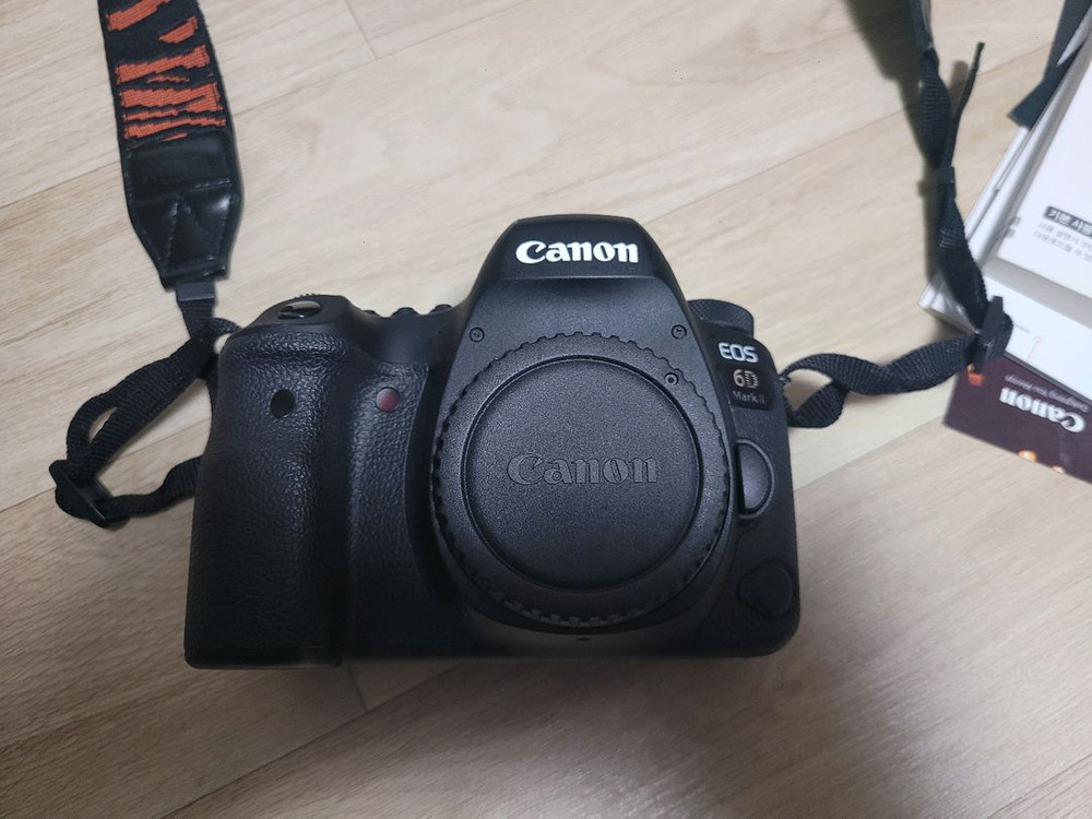 캐논 6D Mark 2(육두막) 바디 이미지