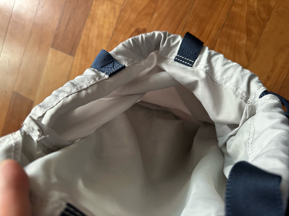 데상트 어슬레틱 백팩 신발가방 이미지