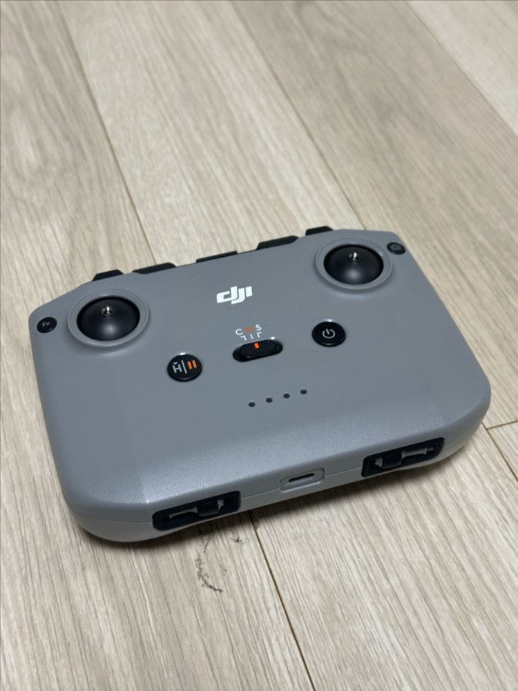 드론 조종기 RC-N3 dji 이미지