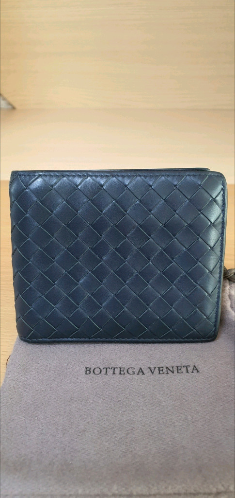 보테가베네타 반지갑/지갑 정품A급(감정O)구찌프라다루이비통디올고야드샤넬셀린느보테가생로랑발렌시아가버버리가방 이미지