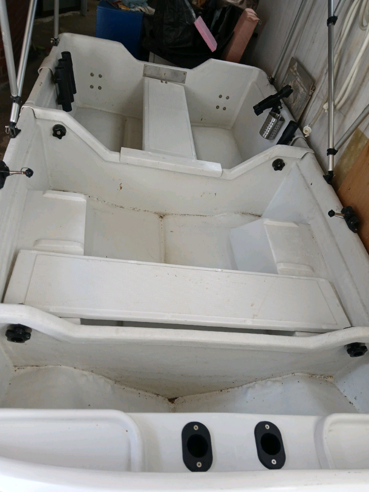 낚시보트 이미지