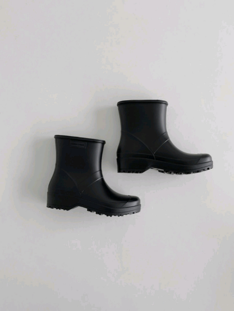 츄츄스 숏 레인부츠 장화 블랙 225-230 / 쇼퍼랜드 어베인 유이르무이 소녀레시피 락피쉬웨어웨더 그루밍 이미지