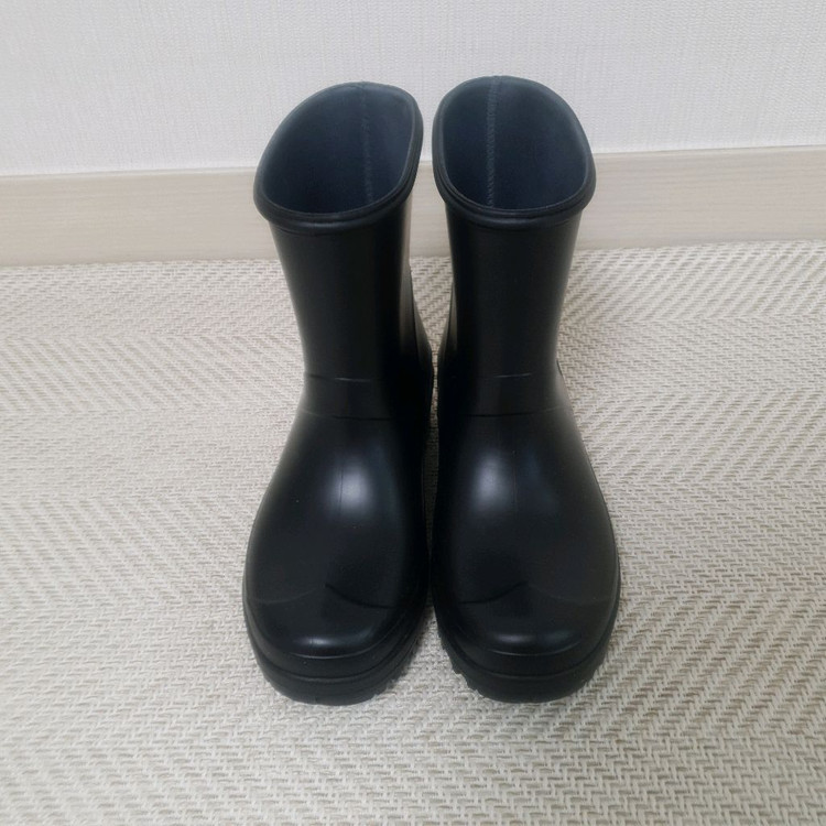 츄츄스 숏 레인부츠 장화 블랙 225-230 / 쇼퍼랜드 어베인 유이르무이 소녀레시피 락피쉬웨어웨더 그루밍 이미지