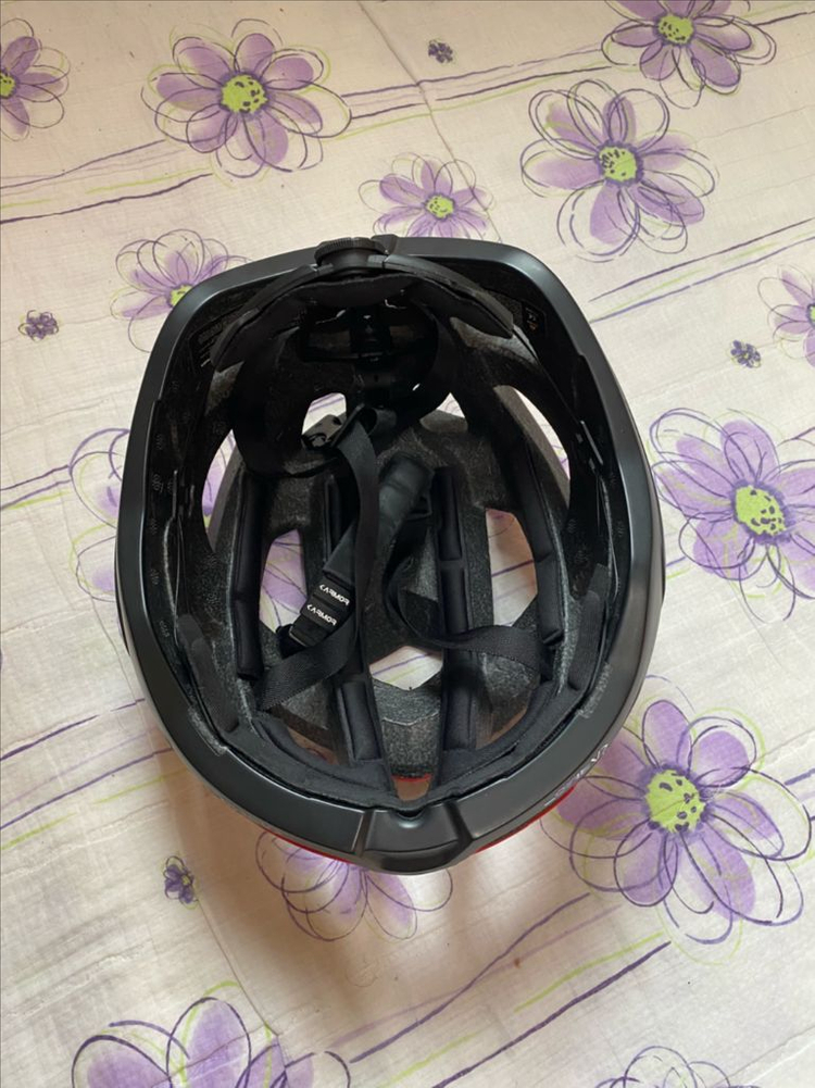 카머 피엔자 헬멧판매합니다 이미지