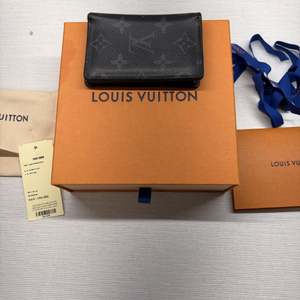 루이비통 포켓 오거나이저 모노그램 이클립스 카드지갑 이미지