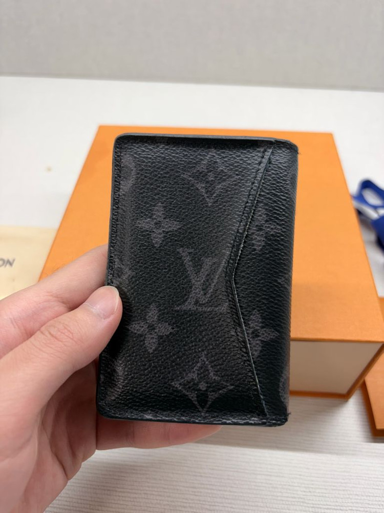 루이비통 포켓 오거나이저 모노그램 이클립스 카드지갑 이미지