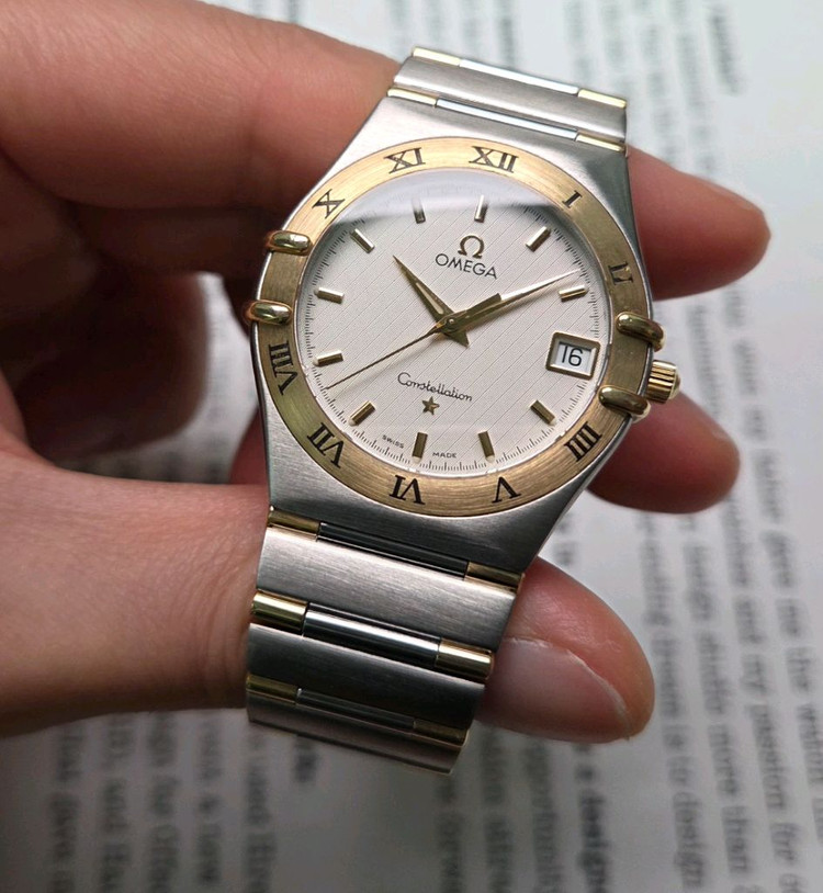 오메가 컨스틸레이션 별로고 하프바 콤비 화이트판 쿼츠 브레이슬릿 ver. 이미지