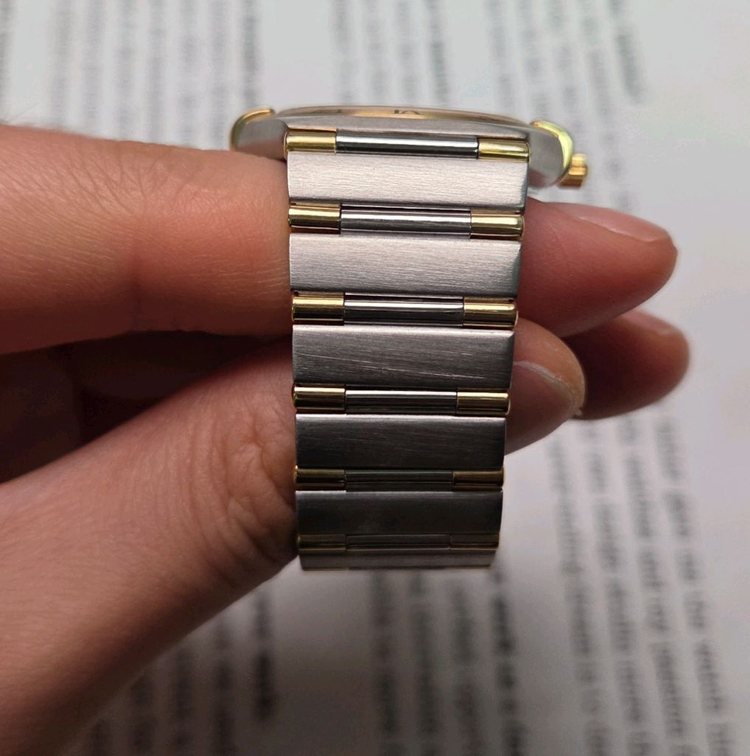 오메가 컨스틸레이션 별로고 하프바 콤비 화이트판 쿼츠 브레이슬릿 ver. 이미지