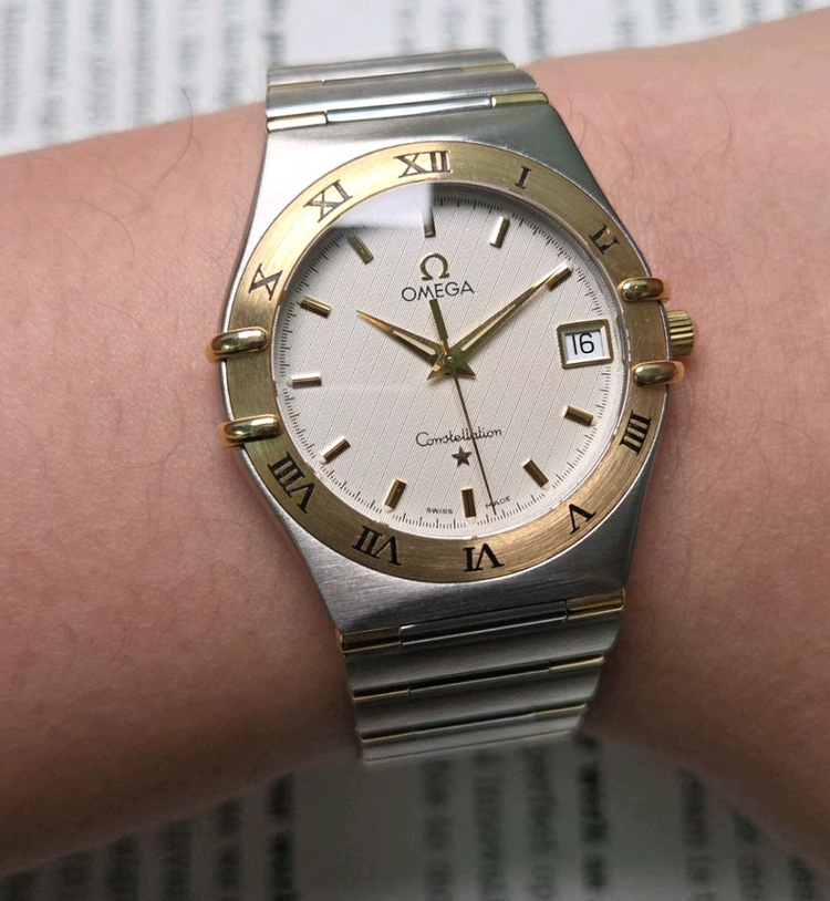 오메가 컨스틸레이션 별로고 하프바 콤비 화이트판 쿼츠 브레이슬릿 ver. 이미지