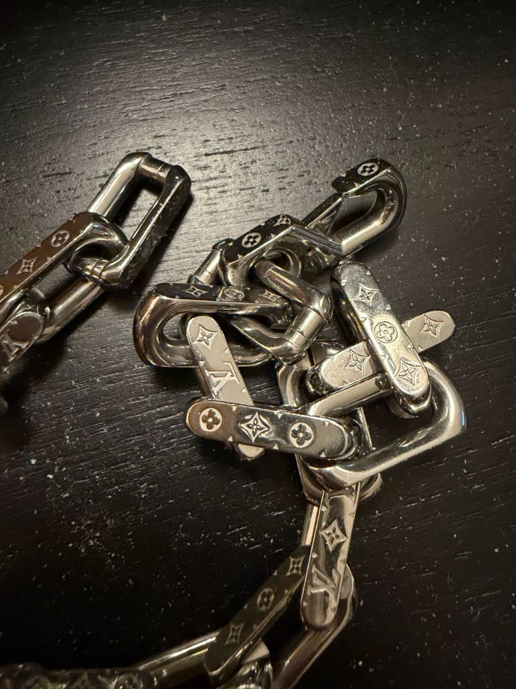 루이비통 모노그램 체인 목걸이 이미지