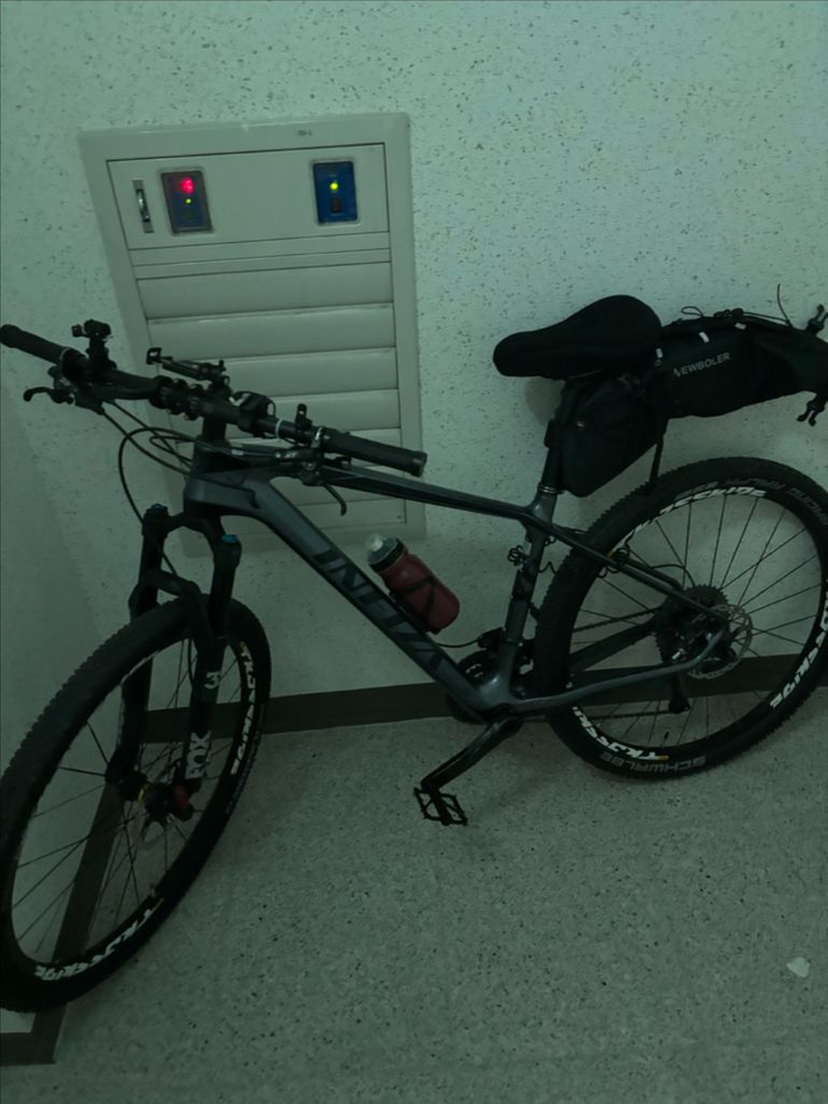 풀카본 MTB 인피자 탈레스 XC 10키로 풀 XT fox 샥 이미지