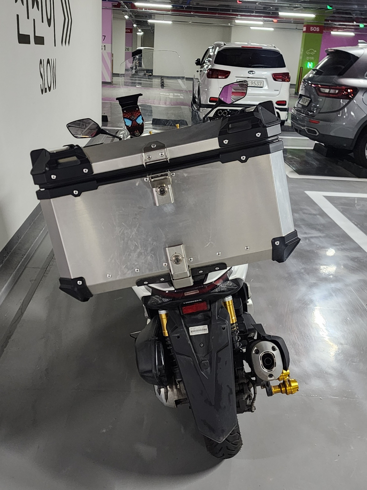 혼다 PCX 125 ABS 25년식 / 배달 풀세팅 / 보조가방 포함 / 바로 운행 / 상태양호 이미지