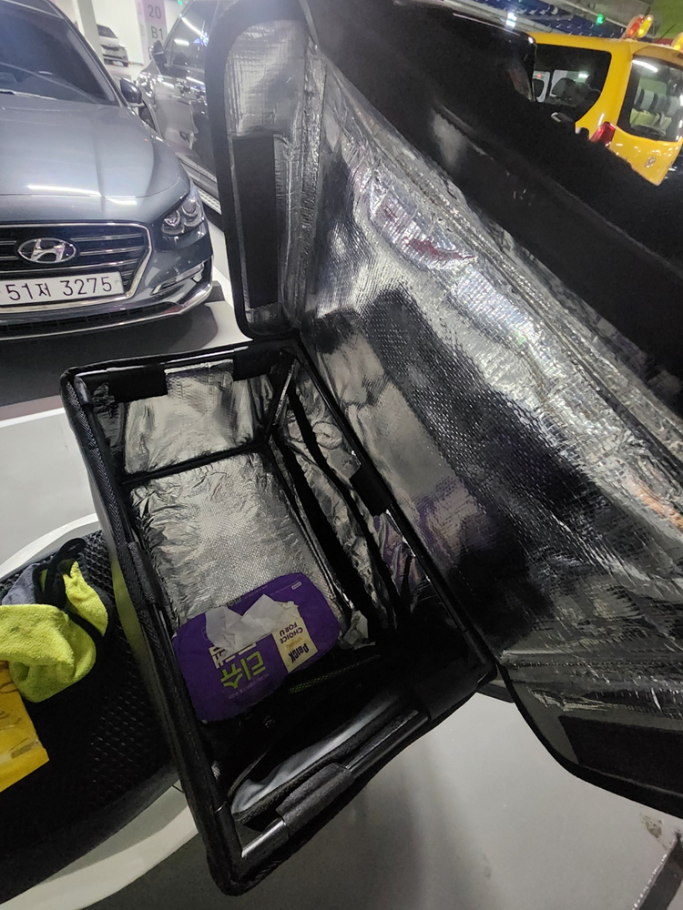 혼다 PCX 125 ABS 25년식 / 배달 풀세팅 / 보조가방 포함 / 바로 운행 / 상태양호 이미지