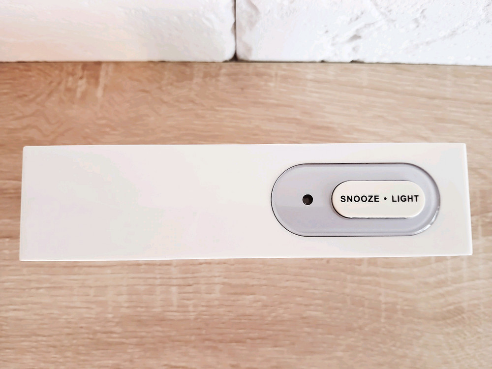 오리엔트 디지털 탁상시계 이미지