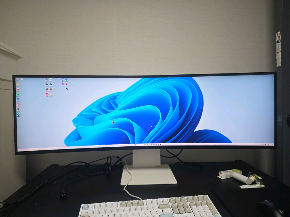 LG전자 49인치 DQHD 144hz 울트라게이밍와이드 모니터 판매합니다 이미지