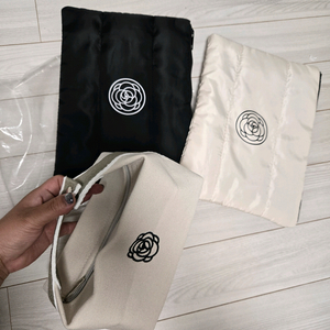 까멜샤넬꽃 미니파우치.화장가방(새상품) 이미지