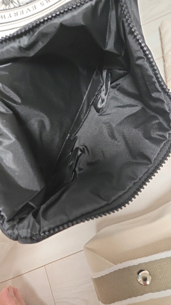 까멜샤넬꽃 미니파우치.화장가방(새상품) 이미지