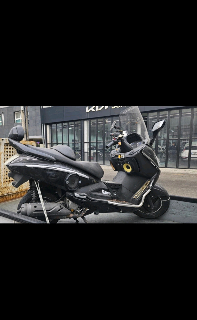 보이져125 이미지