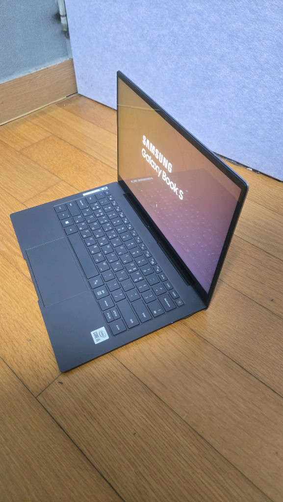 삼성 갤럭시북S NT767XCL 이미지