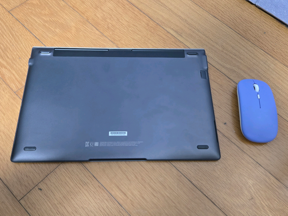 삼성 갤럭시북S NT767XCL 이미지