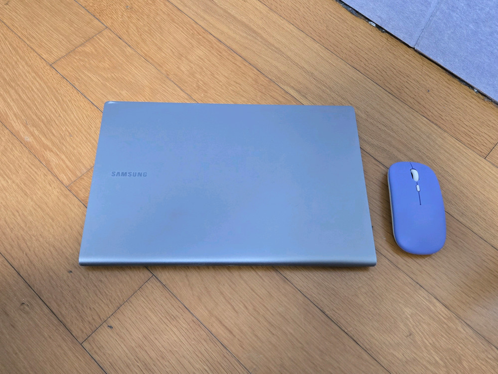 삼성 갤럭시북S NT767XCL 이미지