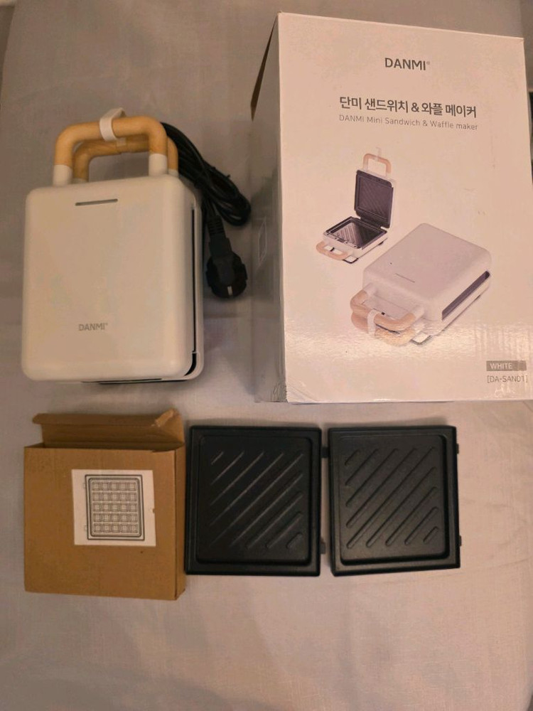 단미 샌드위치 와플 메이커 화이트 이미지