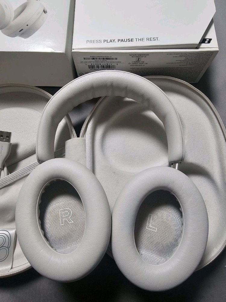 보스 QC 울트라 헤드폰 화이트 스모크 이미지