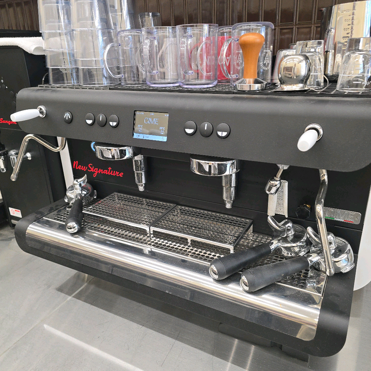 커피 머신 씨메 뉴시그니쳐 2그룹 반자동 초S급 이미지