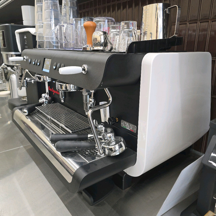 커피 머신 씨메 뉴시그니쳐 2그룹 반자동 초S급 이미지