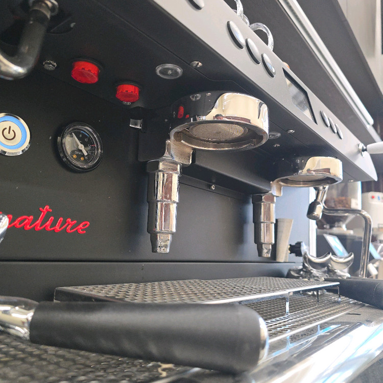 커피 머신 씨메 뉴시그니쳐 2그룹 반자동 초S급 이미지