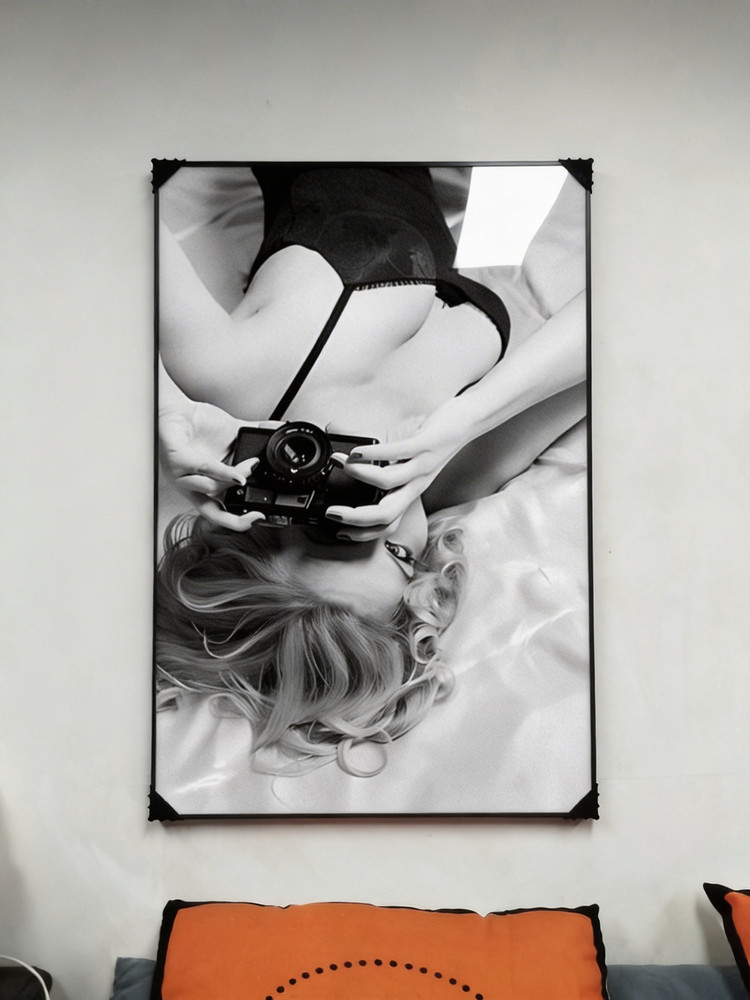 그림 액자 팝아트 인테리어소품 여성 인물그림 나비액자 모던하고 감각적인 거실 분위기 연출용 대형 아트포스터 새상품 이미지