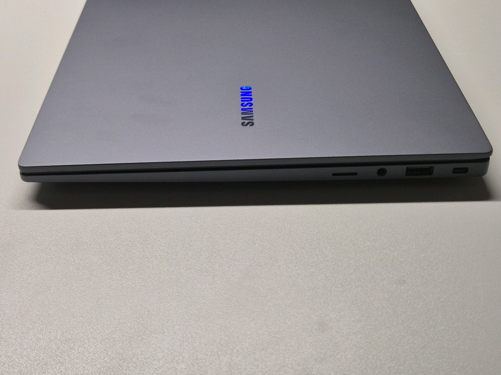 삼성 노트북 갤럭시북 4 NT750XGR-A28AG 이미지