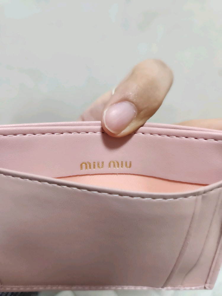 [미사용&새제품/박스동봉] 미우미우 마테라쎄 카드지갑 핑크 [무료배송] 이미지
