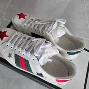 구찌 남성 스니커즈 정품 이미지