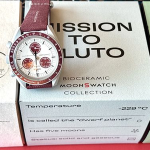 오메가 스와치 문스와치 3종 (Moon / Pluto / Earth) 이미지