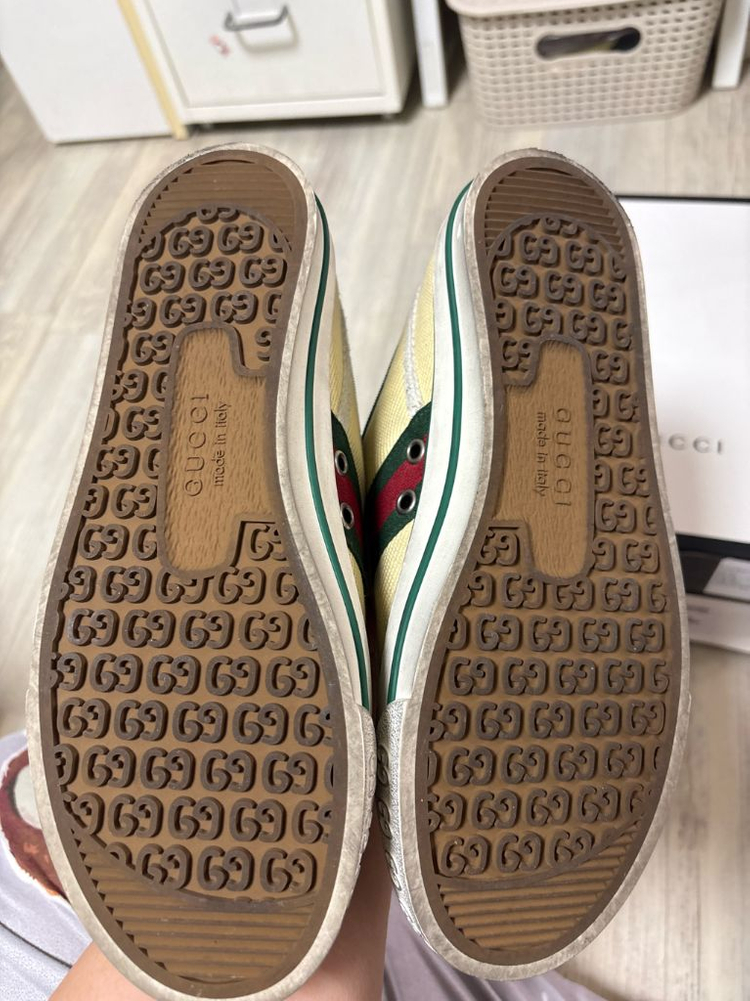 구찌 1977 테니스화 이미지