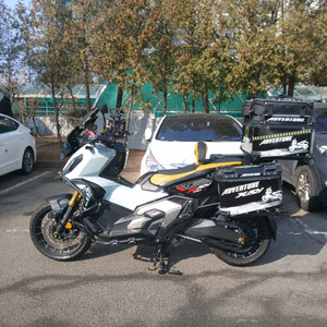 X-ADV750 삼박스, 브라켓 셋트 판매합니다. 이미지