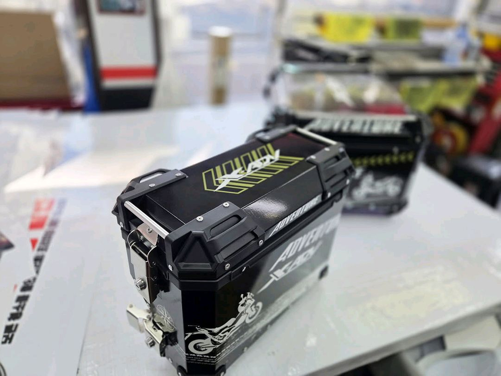 X-ADV750 삼박스, 브라켓 셋트 판매합니다. 이미지