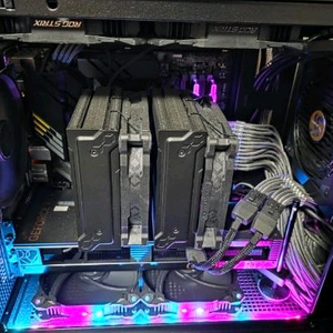 고사양 컴퓨터 본체 판매합니다 5700X3D . 4070Ti SUPER 이미지