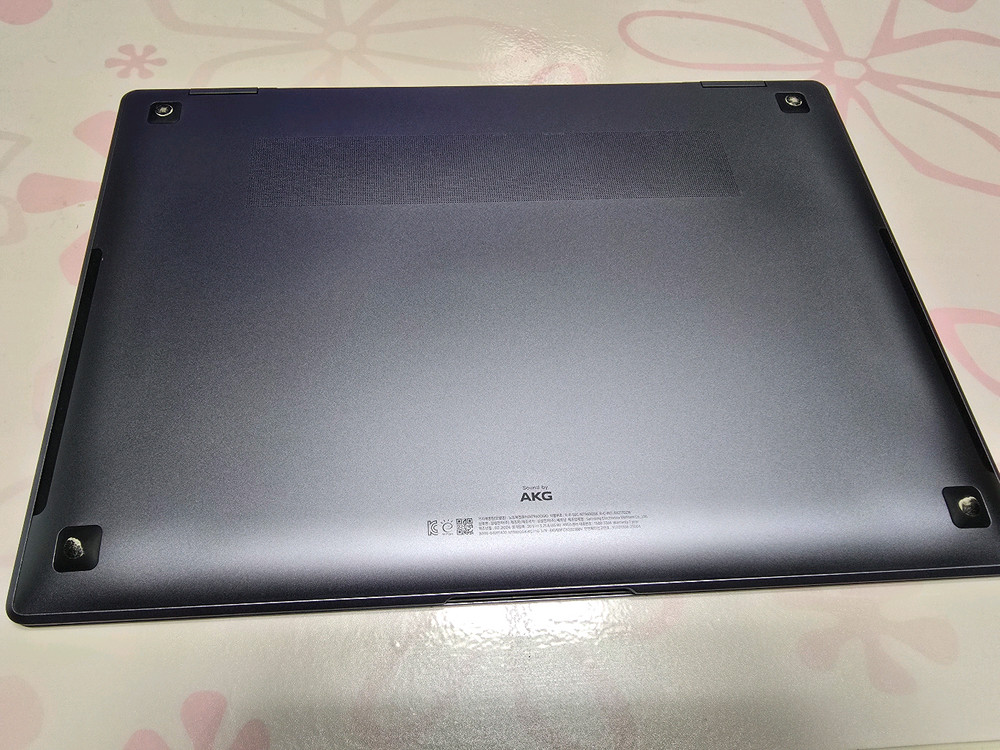 갤럭시 북4 Pro 360 모델 NT960QGK-K71AG 이미지