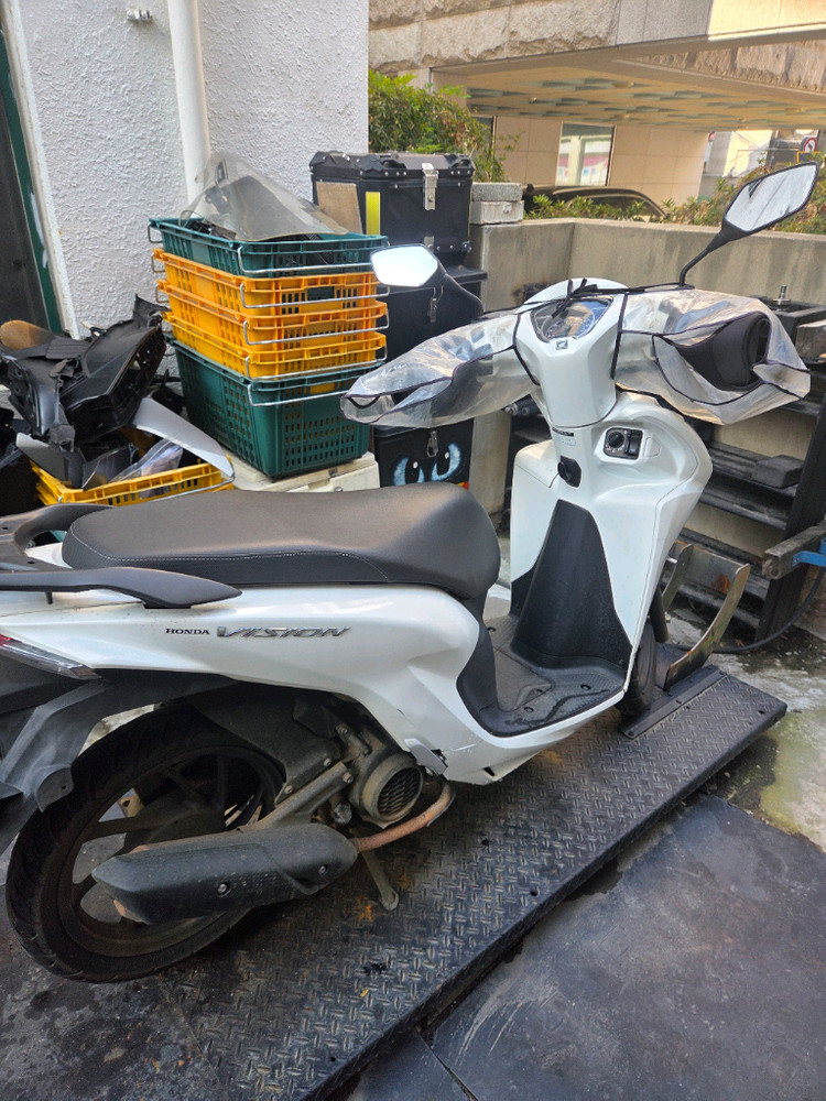 125cc 스쿠터 이미지