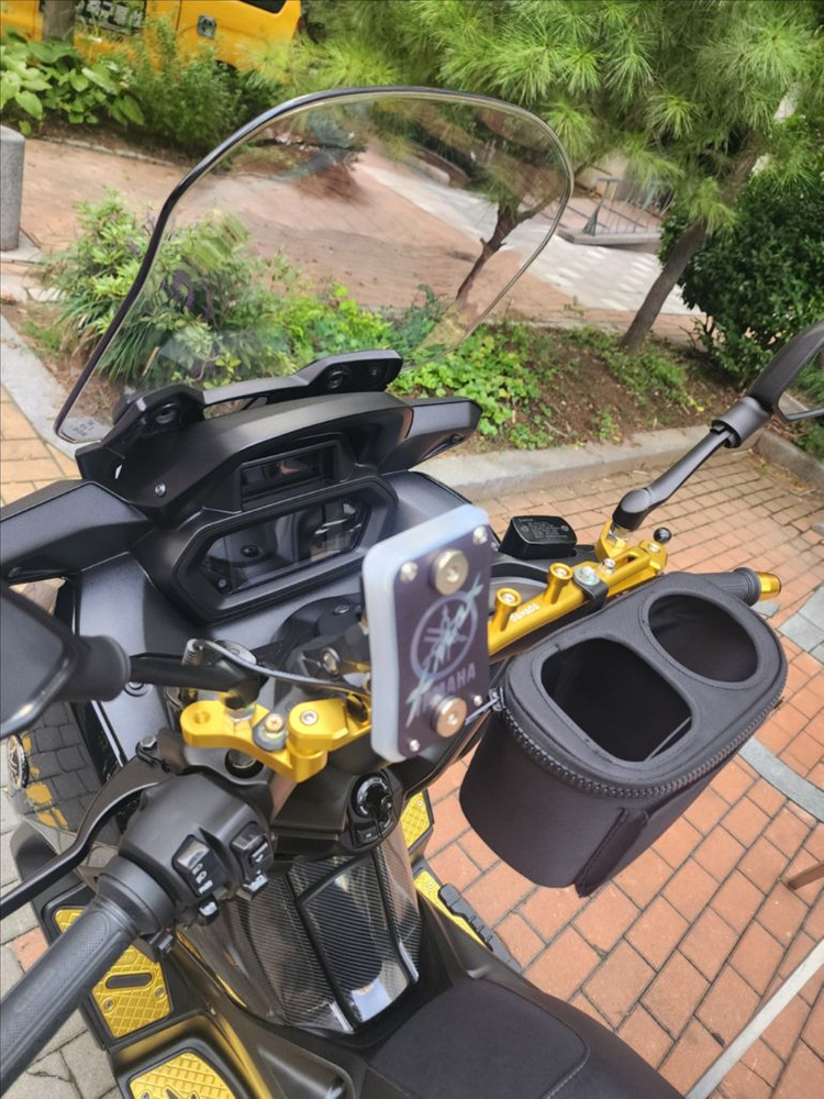 [24년식 XMAX 300] 관리 잘 된 깔끔한 매물 판매합니다. 이미지
