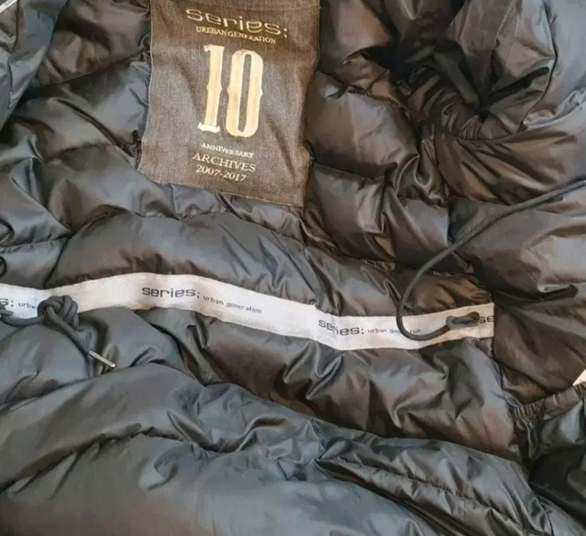 코오롱 시리즈 나누크 구스다운패딩점퍼100사이즈관리잘해상태깨끗 상태좋은편에속합니다 이미지