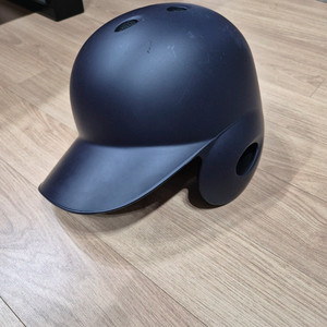 모리모토 야구헬멧 M사이즈 우타용 팝니다. 이미지