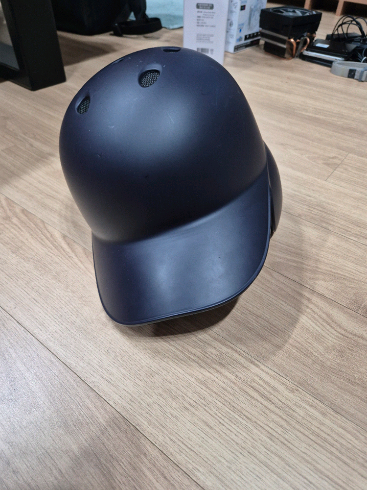 모리모토 야구헬멧 M사이즈 우타용 팝니다. 이미지